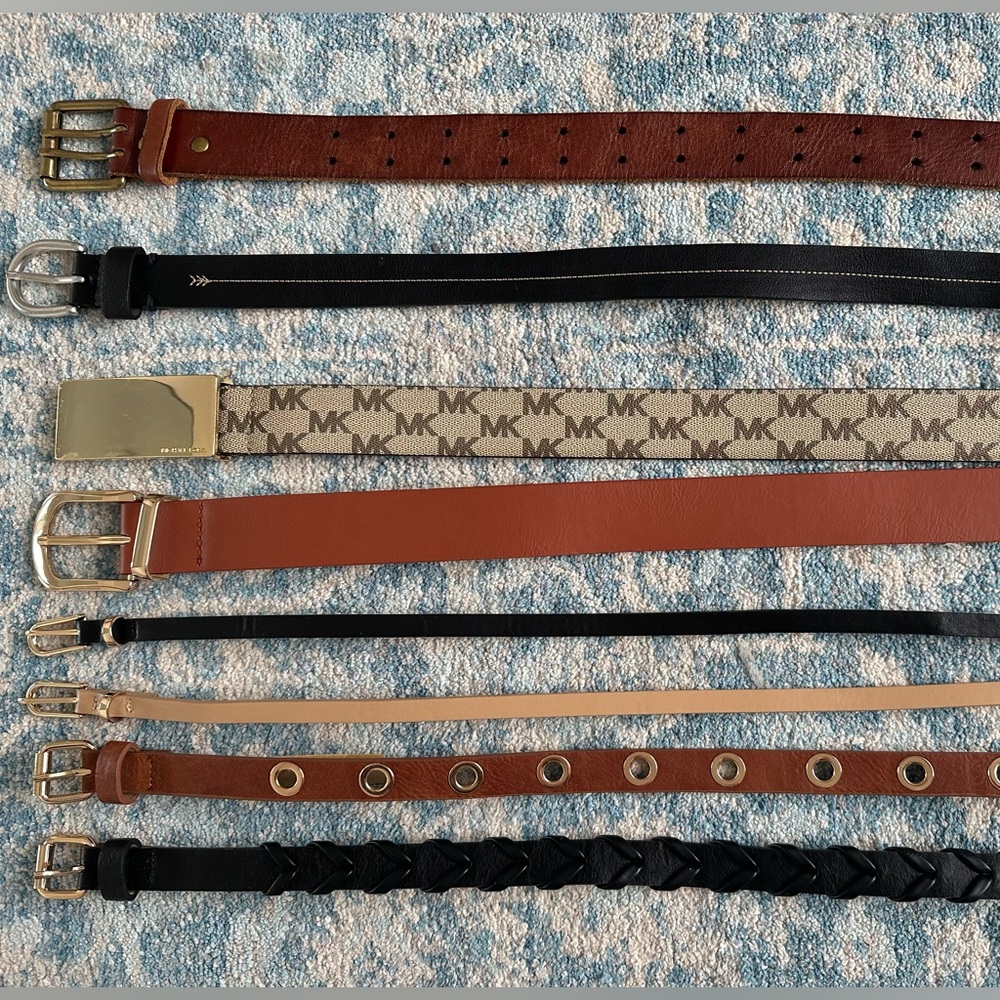 Women’s assorted belts